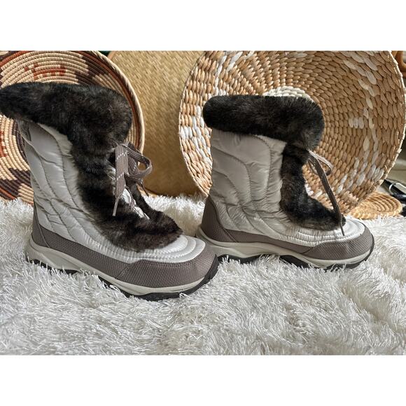 The North Face Nuptse Icepick down filled puffer fur women’s winter boots 7 - Picture 2 of 13